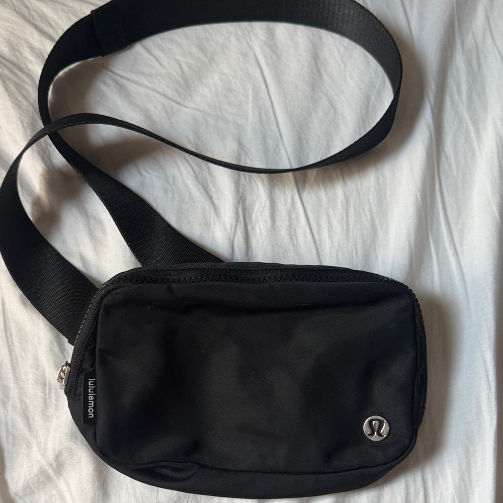 lululemon Black Belt Bag